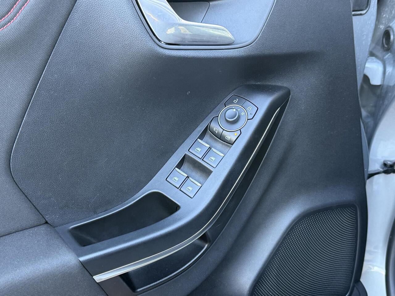 Ford PUMA 1.0 EcoBoost Hybrid ST-Line Automaat l Navigatie l Cruise l LED l Carplay