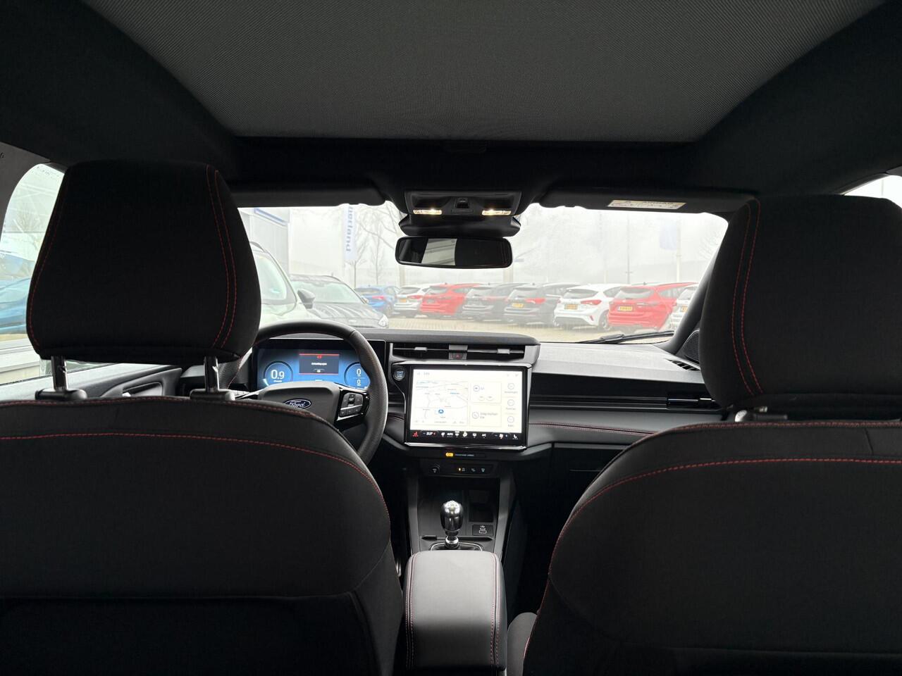 Ford PUMA 1.0 EcoBoost Hybrid ST-Line 125pk | Winterpack | Driver Assistance Pack | Trekhaak afneembaar | Panorama dak | Matrix Led | 19 inch licht metaal | Reserve wiel | Comfort Pack