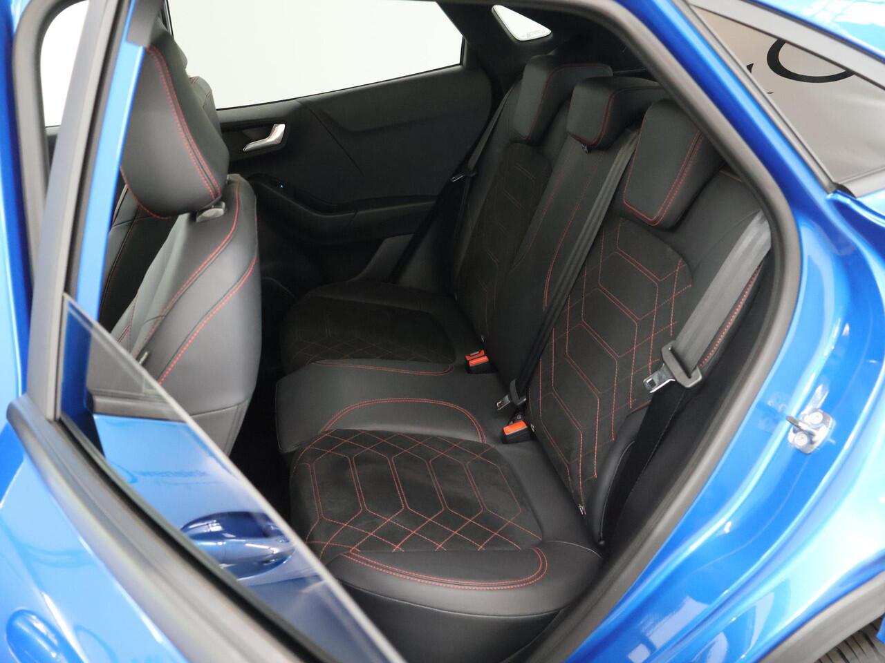 Ford PUMA 1.0 EcoBoost Hybrid ST-Line X | Facelift | Trekhaak | Panoramadak | Winterpakket | Cruise Control Adaptief | B&O | Matrix Led |