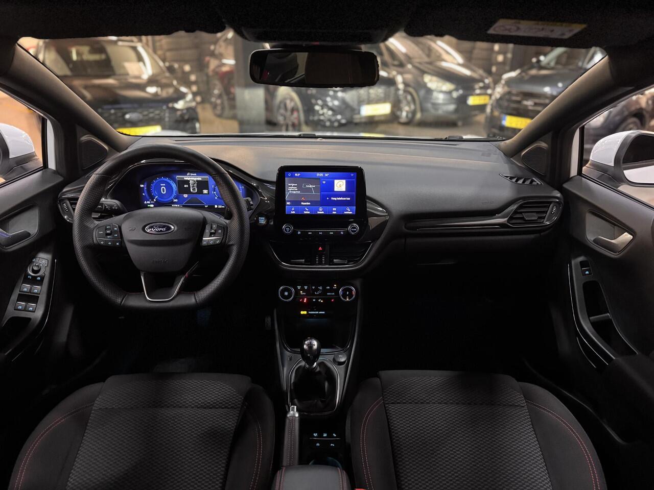 Ford PUMA 1.0 Eco Hybrid ST-Line Navigatie Camera Winter Parking pack Privacy glas Dealeronderhouden NL-Auto