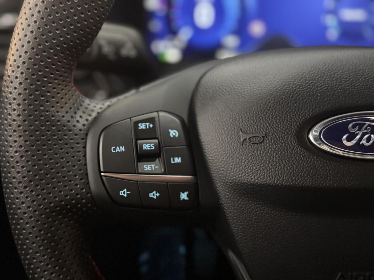 Ford PUMA 1.0 Eco Hybrid ST-Line Navigatie Camera Winter Parking pack Privacy glas Dealeronderhouden NL-Auto