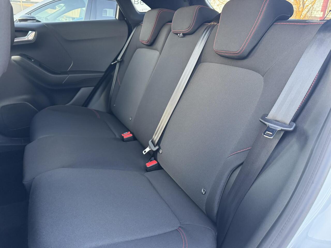 Ford PUMA 1.0 EcoBoost Hybrid ST-Line X 125pk Automaat | Adaptieve Cruise | | Panorama dak | 360 graden Camera's | Winterpack | Full LED