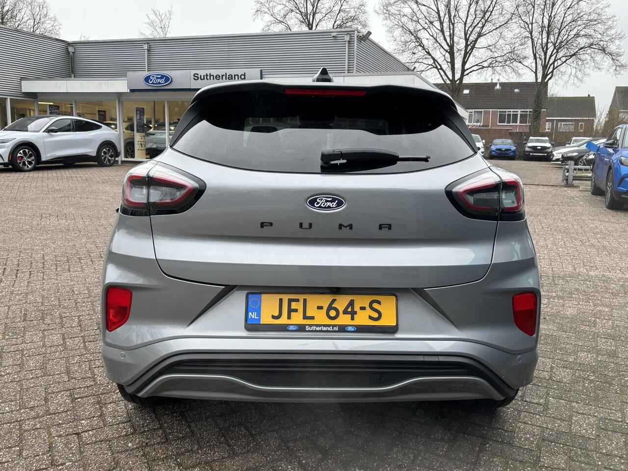 Ford PUMA 1.0 EcoBoost Hybrid ST-Line X 155pk Automaat | Panoramadak | Afneembare trekhaak | Winter Pack | Adaptive cruise control | 360 graden camera | Bang&Olufsen | Elektrische achterklep | Matrix LED