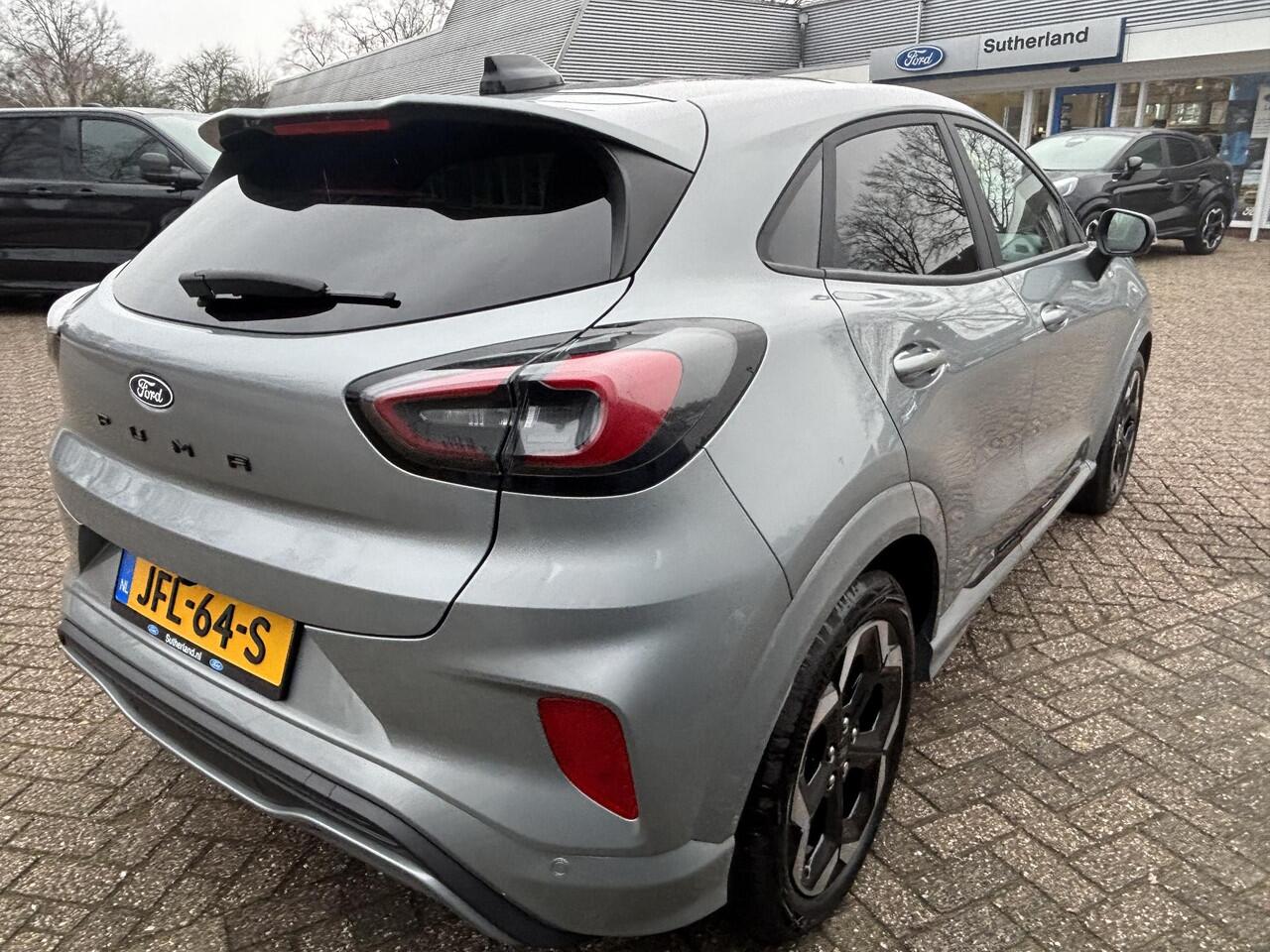 Ford PUMA 1.0 EcoBoost Hybrid ST-Line X 155pk Automaat | Panoramadak | Afneembare trekhaak | Winter Pack | Adaptive cruise control | 360 graden camera | Bang&Olufsen | Elektrische achterklep | Matrix LED