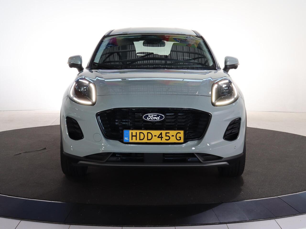 Ford PUMA 1.0 EcoBoost Hybrid Titanium | Facelift | Winterpakket | Adaptive Cruise Control | Parkeerscamera 360° | 17 inch LM velgen |