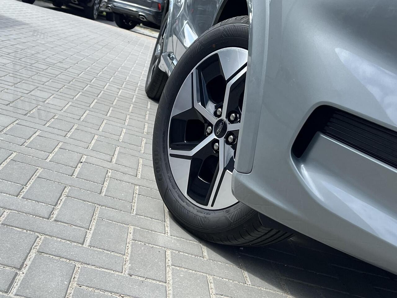 Ford PUMA Gen-E SUV Gen-E FWD (43,6 kWh) Solar Silver | Comfort Pack | Winter Pack |