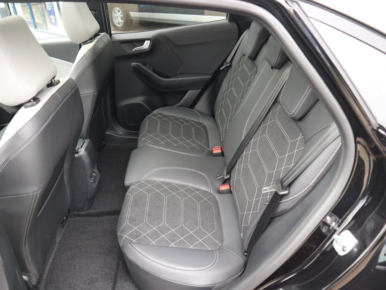 Ford PUMA Gen-E Premium 44 kWh * PANO * ADAP CRUISE * WINTER PAKKET *