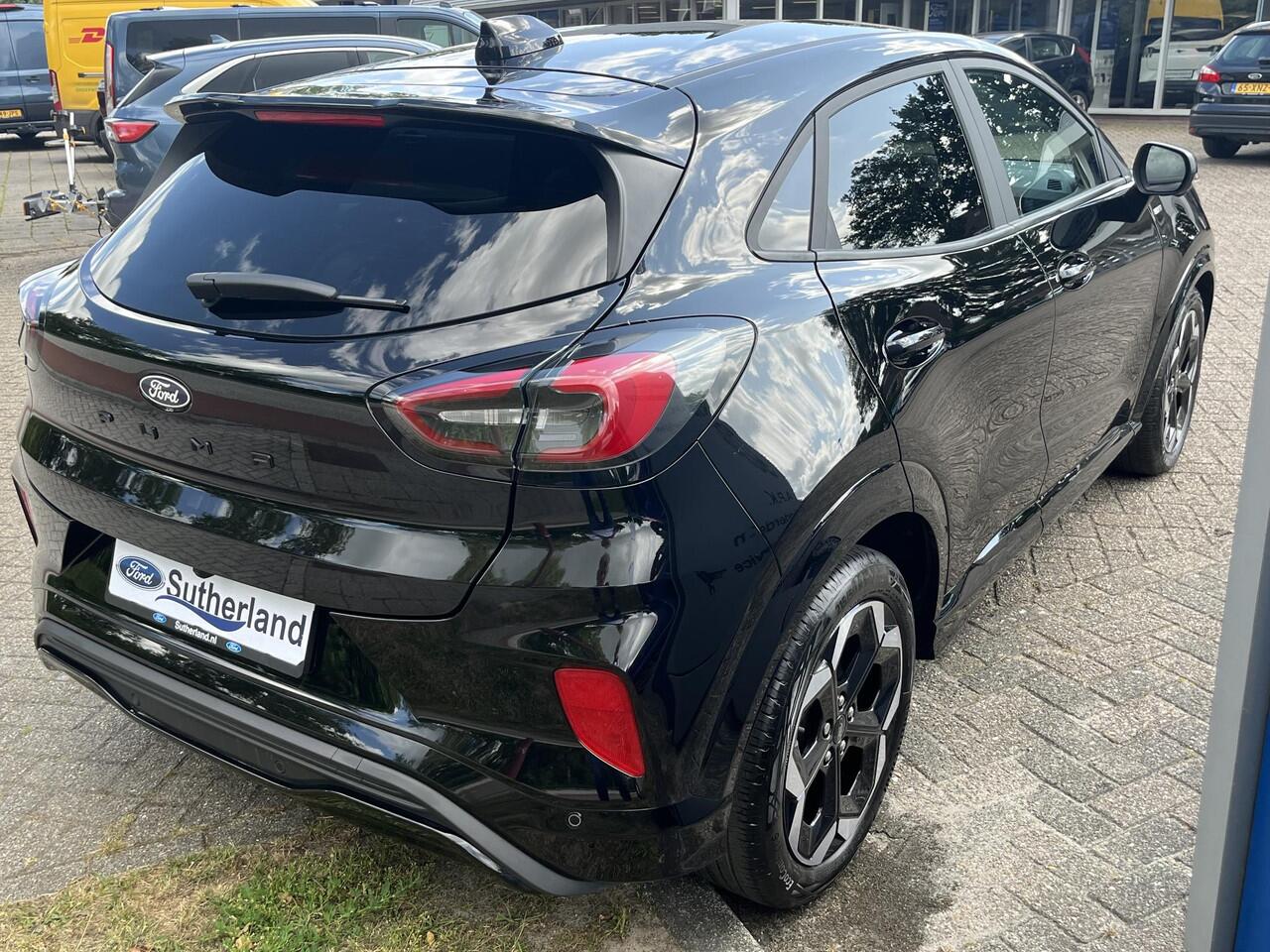 Ford PUMA 1.0 EcoBoost Hybrid ST-Line X 125pk | Afneembare trekhaak | Adaptive cruise control | 360graden camera | Winter Pack | Dodehoekdetectie | Half Leder | Bang&Olufsen audio