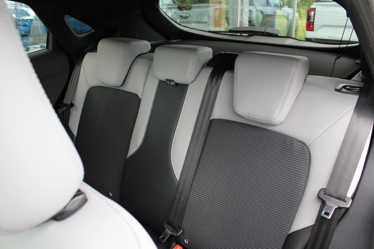 Ford PUMA 1.0 EcoBoost Hybrid Sound Edition 125pk | Ford Voorraad | Limited Edition! | Upgrade B&O Audio | Full Matrix LED | Zwart Dak | 18'' Lichtmetaal | Winterpakket | Driver Assistance Pakket |