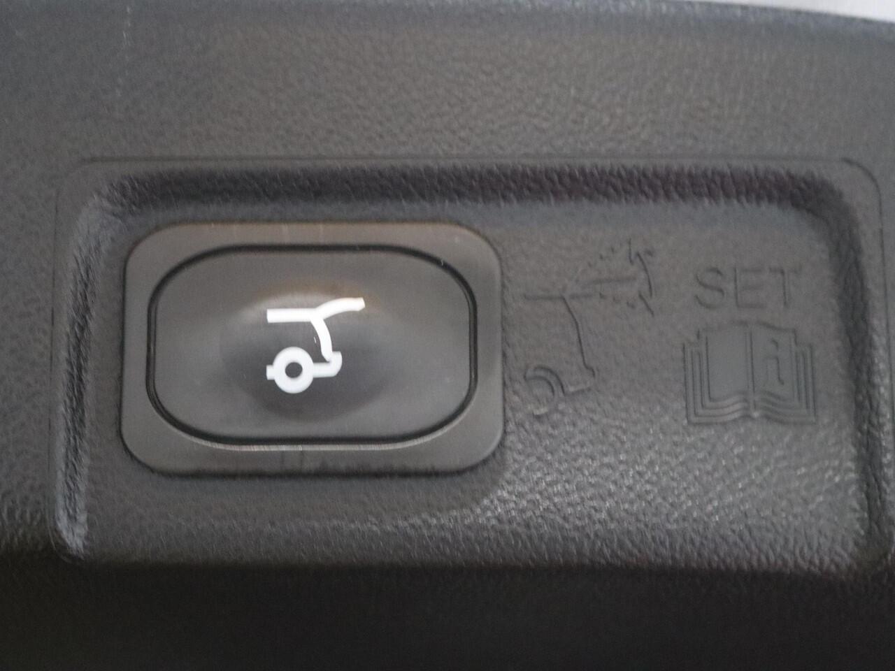 Ford PUMA 1.0 EcoBoost Hybrid ST-Line X