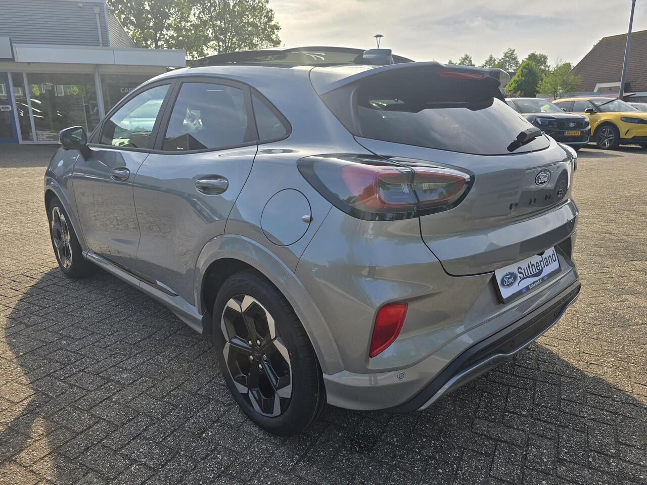 Ford PUMA 1.0 EcoBoost Hybrid ST-Line X 125pk | NIEUW | Uit Voorraad leverbaar | Winter Pack | Driver Assistance Pack | Panoramadak