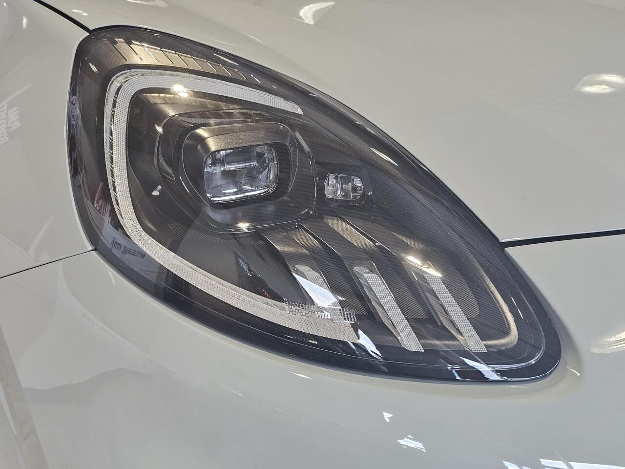 Ford PUMA 1.0 EcoBoost Hybrid ST-Line X | SCI | 125pk | Ford Voorraad | Full options | Schuif-kanteldak | B&O geluid | Full led | Adaptive cruise control | Digitaal dashboard | Half leder etc.