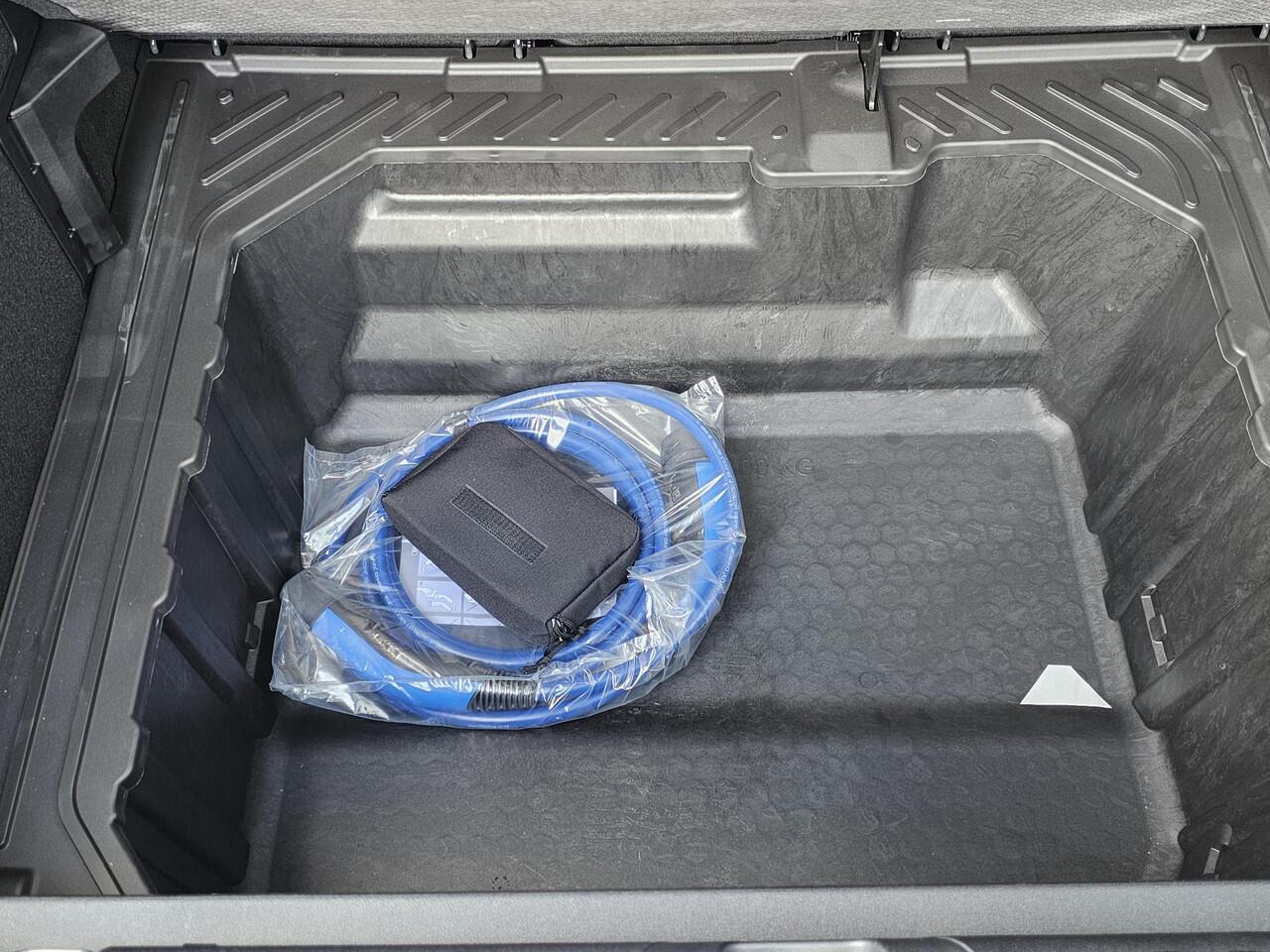 Ford PUMA Gen-E 44 kWh 169pk | SCI | Winterpack | Comfortpack | Rijklaar |