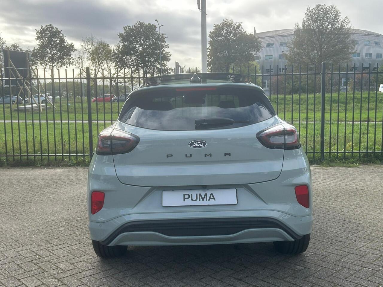 Ford PUMA 1.0 EcoB. Hybrid ST-Line X AUT. ¤5.000 voordeel! | Panoramadak | LED Matrix | 19" velgen | Driver Ass. Pack | VOORRAAD