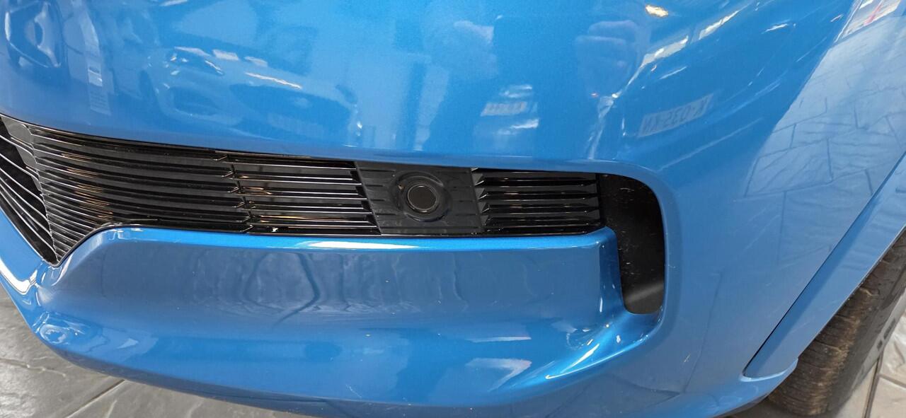 Ford PUMA Gen-E Premium 44 kWh Driver Assistance en Winterpack.