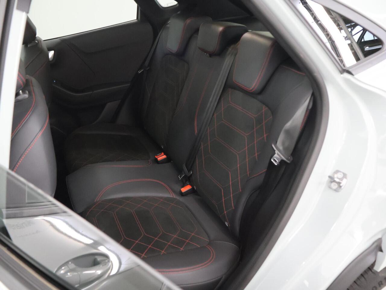 Ford PUMA 1.0 EcoBoost Hybrid ST-Line X | Trekhaak | Facelift | Panoramadak | Winterpack | Cruise Control Adaptief | Matrix LED |