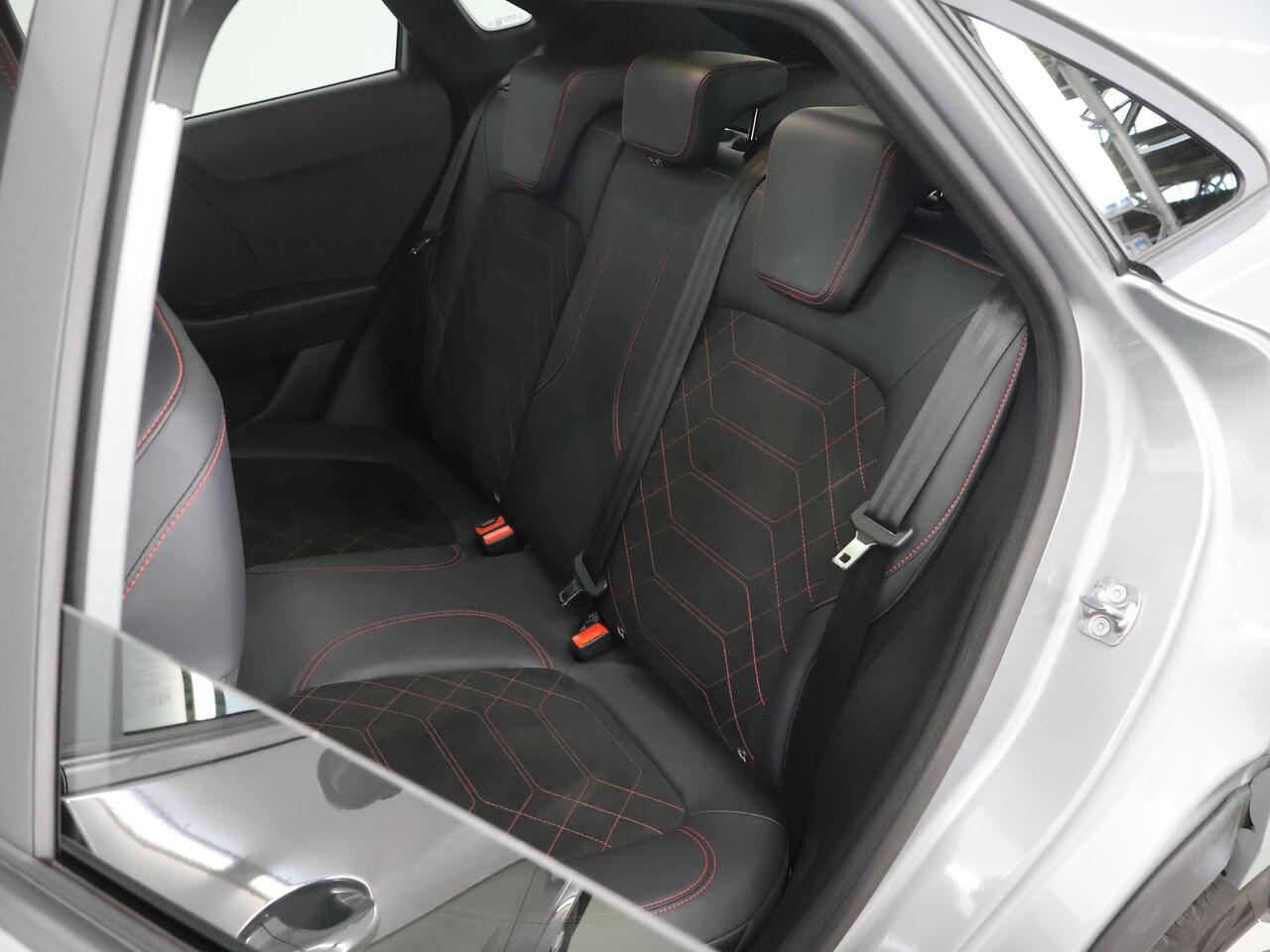 Ford PUMA 1.0 EcoBoost Hybrid ST-Line X | Trekhaak | Facelift | Panoramadak | Winterpack | Cruise Control Adaptief | Matrix LED |