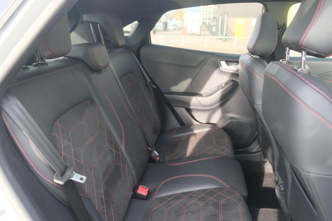 Ford PUMA 1.0 EcoBoost Hybrid 155pk Aut. ST-Line X | Nieuw Model ! | Adaptive Cruise | 360° Camera | Panoramadak | Elektrische Achterklep | Trekhaak | Winter Pakket