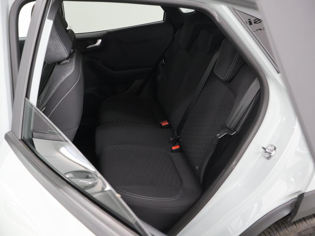 Ford PUMA 1.0 EcoBoost Hybrid Titanium | Navigatie | Winterpack | Parkeercamera | Climate Control |