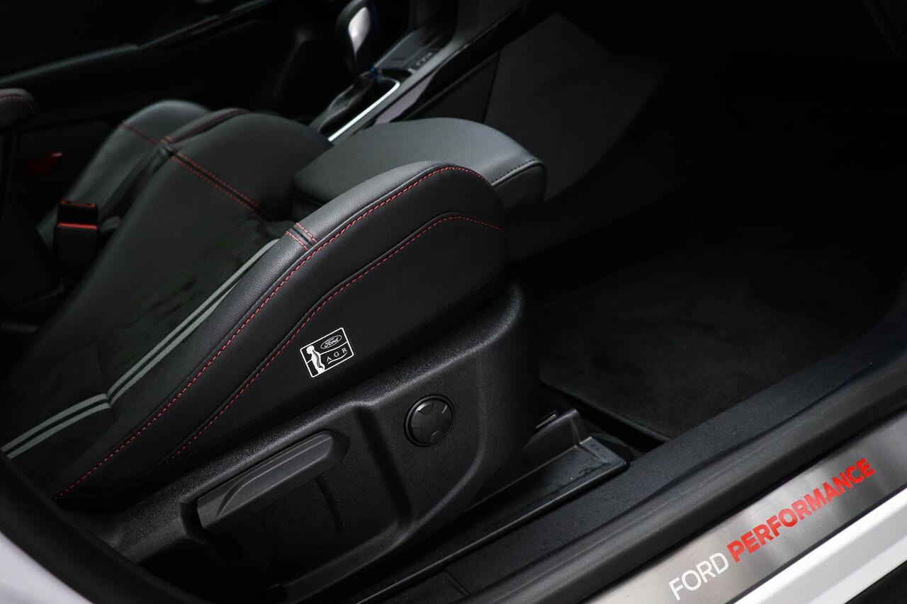 Ford PUMA 1.0 EcoBoost Hybrid ST Performance | PANORAMADAK | STUURVERWARMING | B&O DAB | APPLE | 360 CAMERA