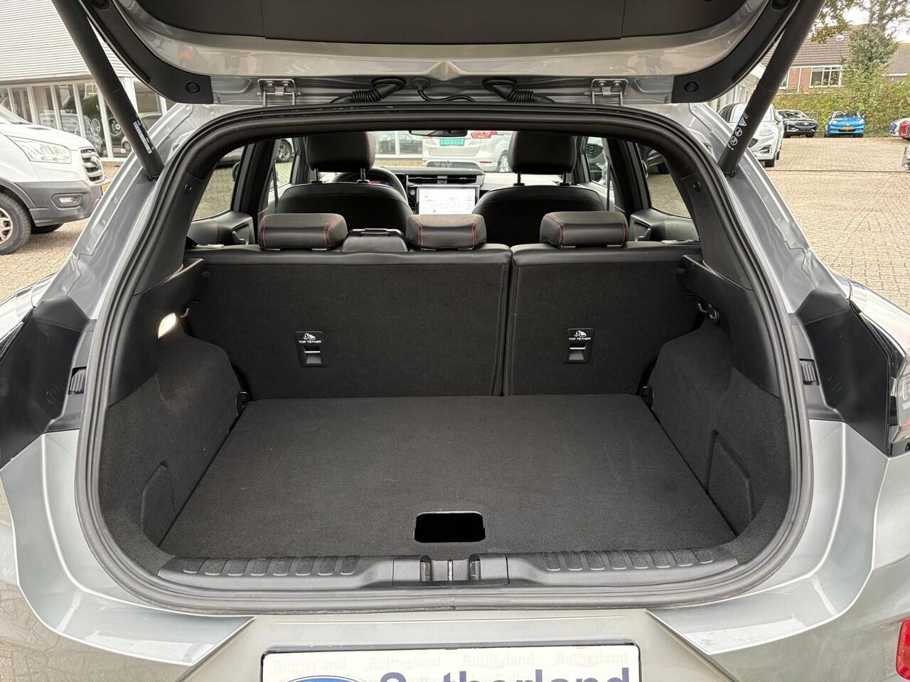 Ford PUMA 1.0 EcoBoost Hybrid ST-Line X 155pk Automaat | Panoramadak | Afneembare trekhaak | Winter Pack | Adaptive cruise control | 360 graden camera | Bang&Olufsen | Elektrsiche achterklep | Matrix LED