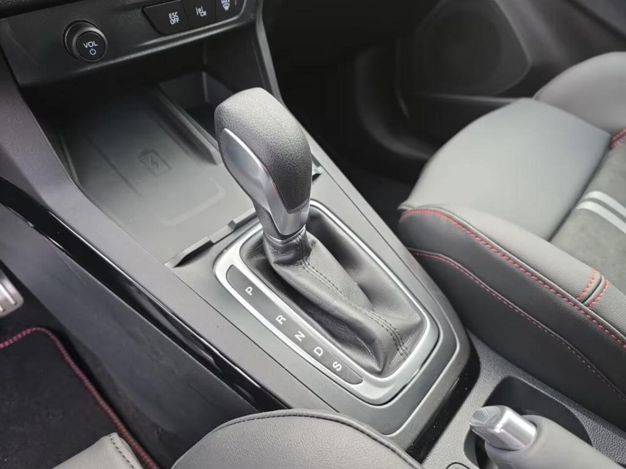 Ford PUMA 1.0 EcoBoost Hybrid ST-X