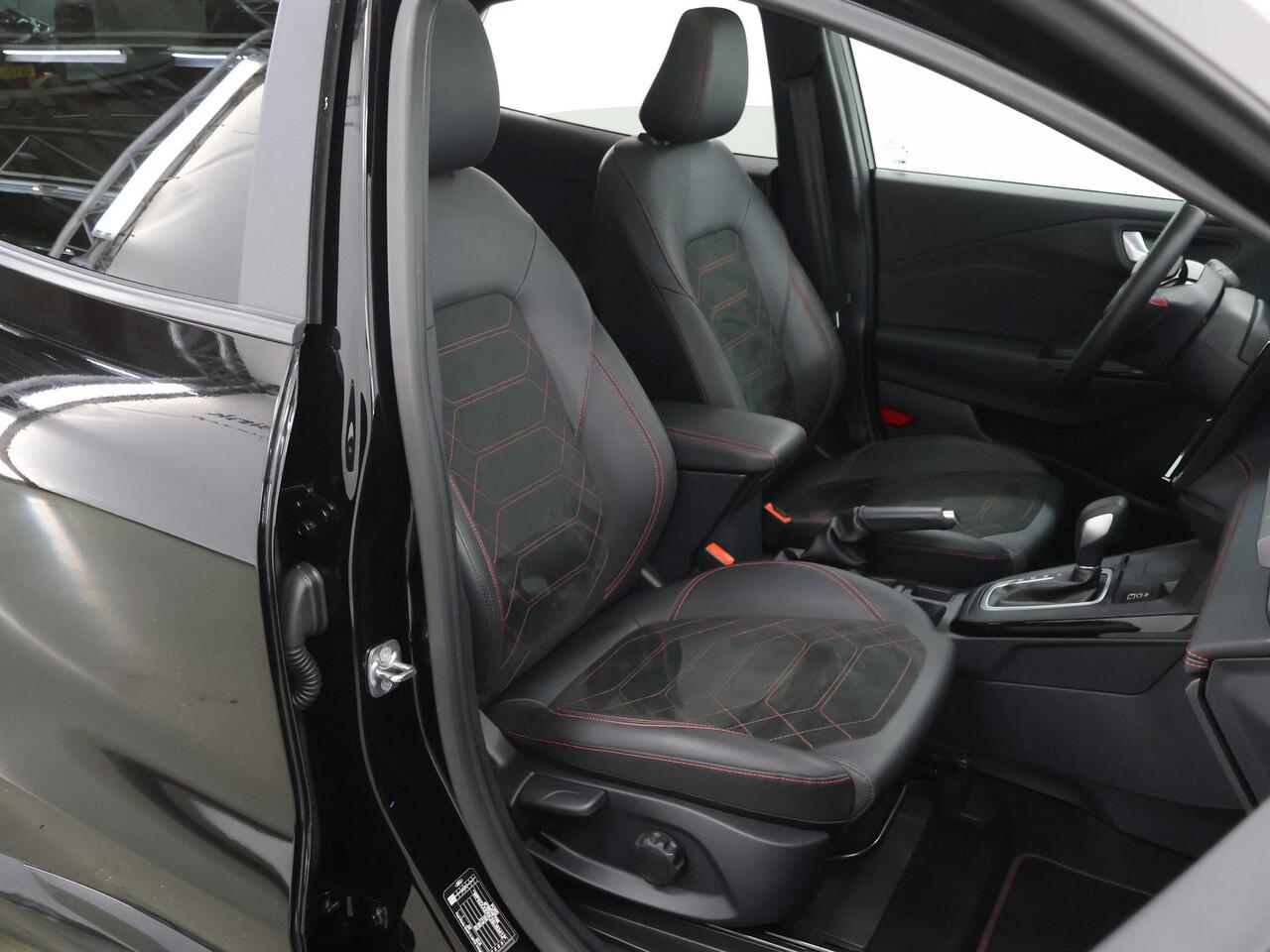 Ford PUMA 1.0 EcoBoost Hybrid ST-Line X | Trekhaak | Panoramadak | Winterpakket | Cruise Control Adaptief | Matrix LED | Apple Carplay/Android Auto |