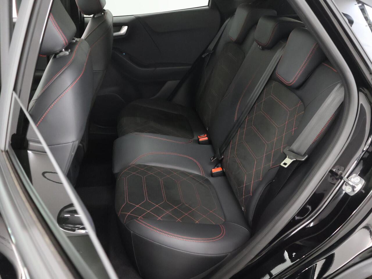 Ford PUMA 1.0 EcoBoost Hybrid ST-Line X | Trekhaak | Panoramadak | Winterpakket | Cruise Control Adaptief | Matrix LED | Apple Carplay/Android Auto |