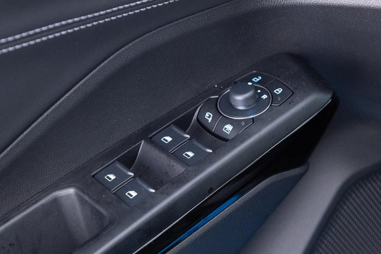 Ford PUMA 1.0 EcoBoost Hybrid Titanium ? 1e Eigenaar