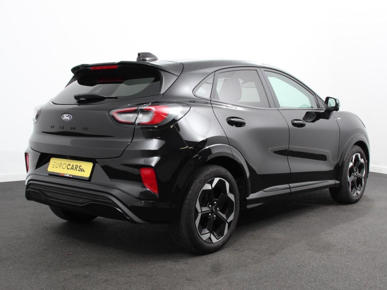 Ford PUMA 1.0 EcoBoost Hybrid ST-Line X Climate control | Navigatie | Parkeersensoren | Camera | Adaptieve cruise control | LED | Panoramadak | Digitail cockpit | Apple Carplay/ Android Auto