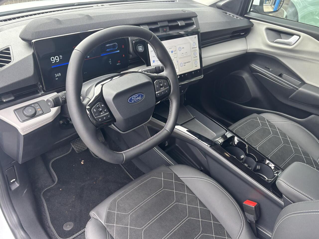 Ford PUMA Gen-E Premium 44 kWh ¤ 4000 Ford Voordeel! | Driver Assistance Pack | 360° Camera | Matrix Led Koplampen |