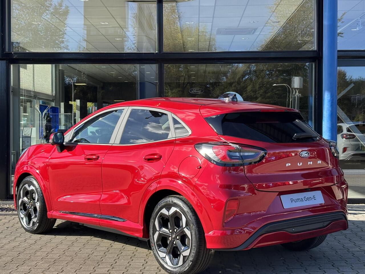 Ford PUMA Gen-E Premium 44 kWh ¤ 4000 Ford Voordeel! | Driver Assistance Pack | 360° Camera | Matrix Led Koplampen |
