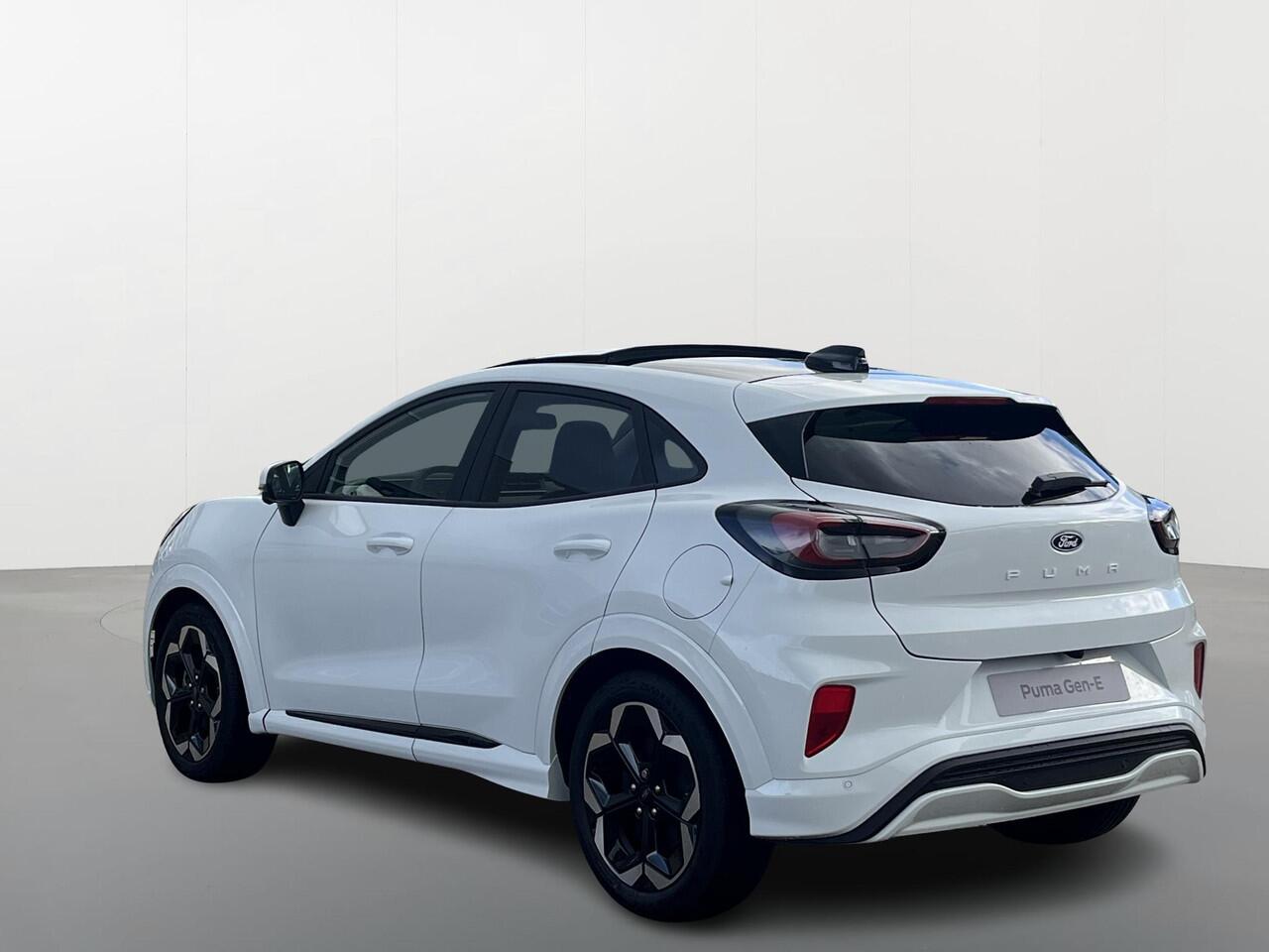 Ford PUMA Gen-E Premium 44 kWh | Driver Assistance Pack | Winter Pack | Panoramadak |