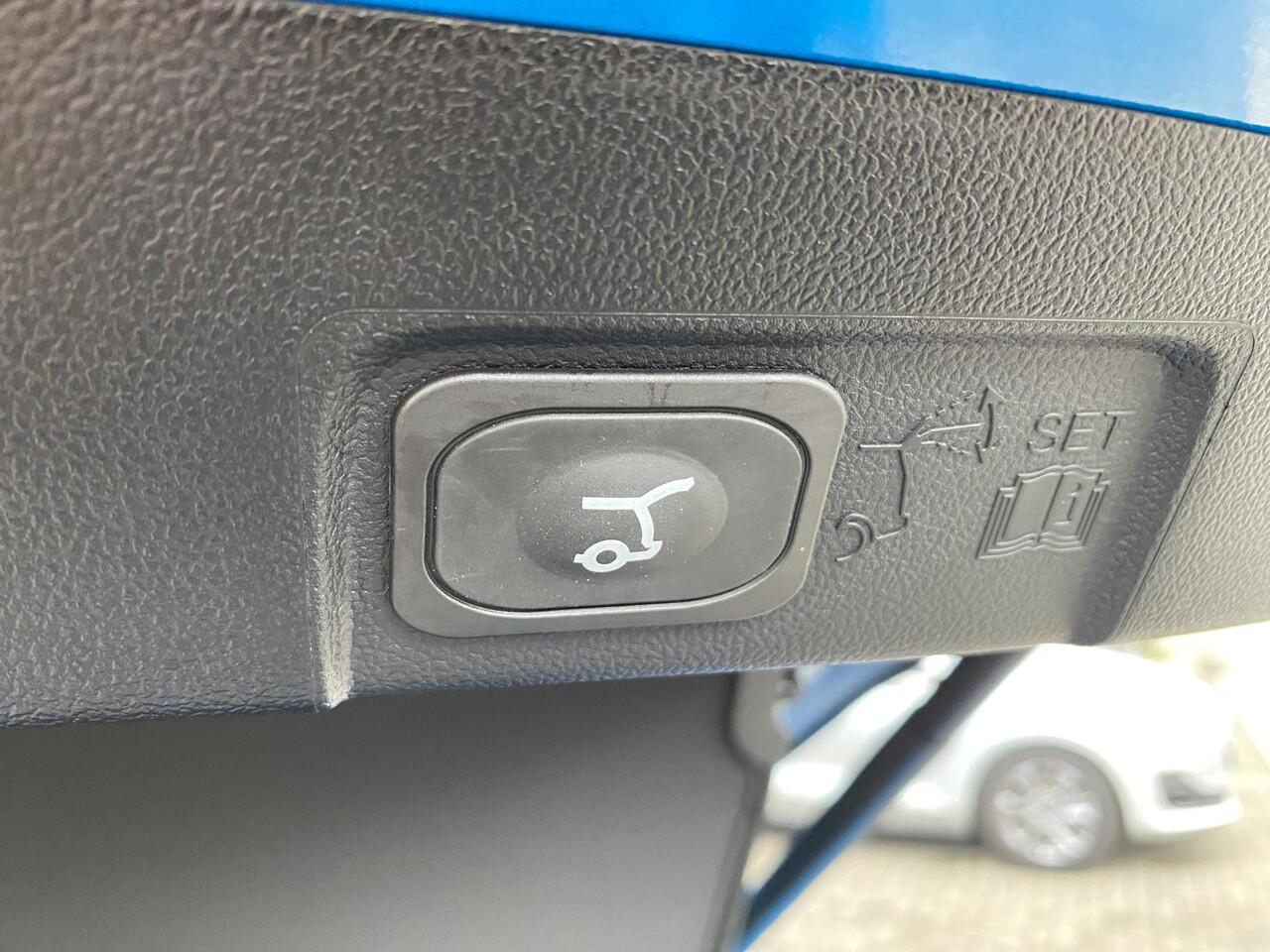 Ford PUMA Gen-E Premium 44 kWh Uit voorraad leverbaar | Winter Pack | Driver Assistance Pak | Panoramadak