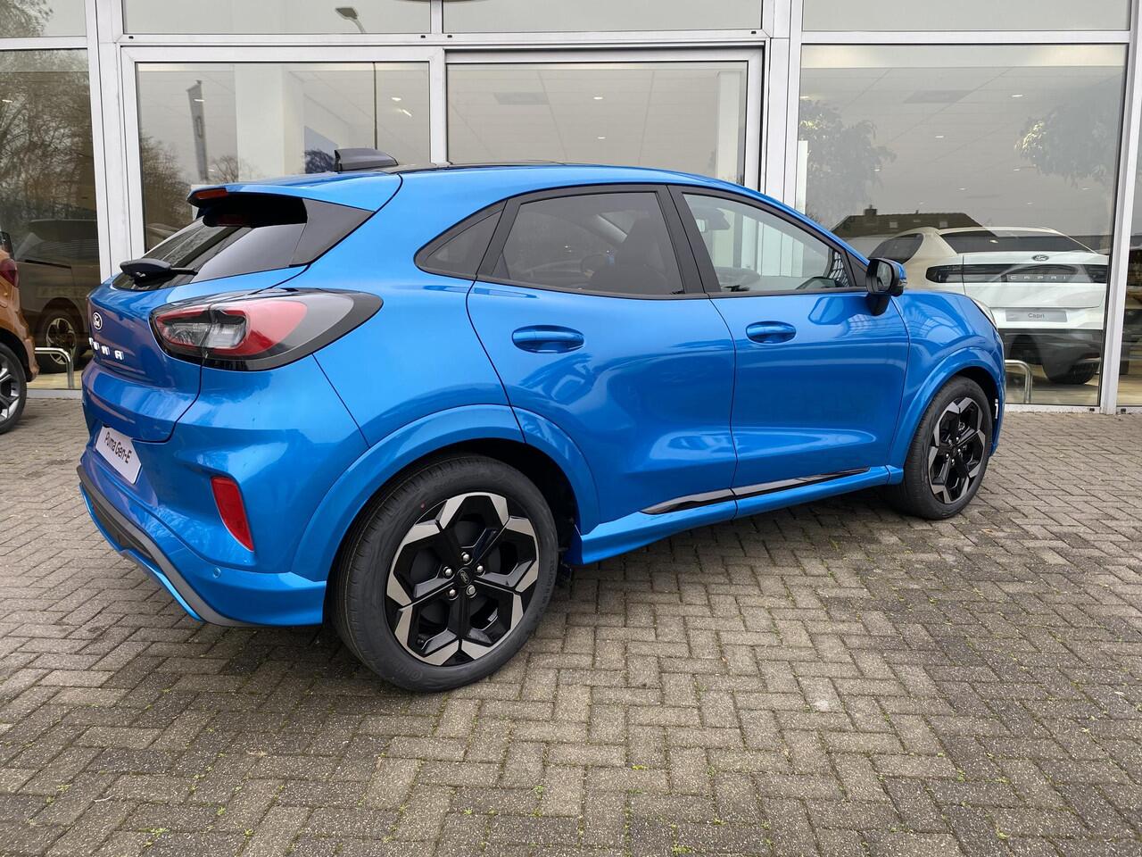 Ford PUMA Gen-E Premium 44 kWh Uit voorraad leverbaar | Winter Pack | Driver Assistance Pak | Panoramadak