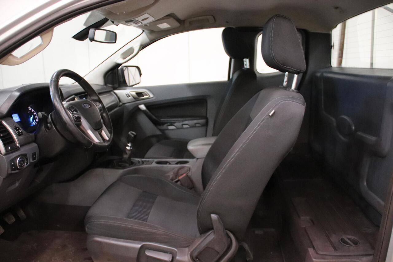 Ford RANGER 2.2 TDCi 160PK 3500KG TREKVERMOGEN TREKHAAK Handgeschakeld Euro6