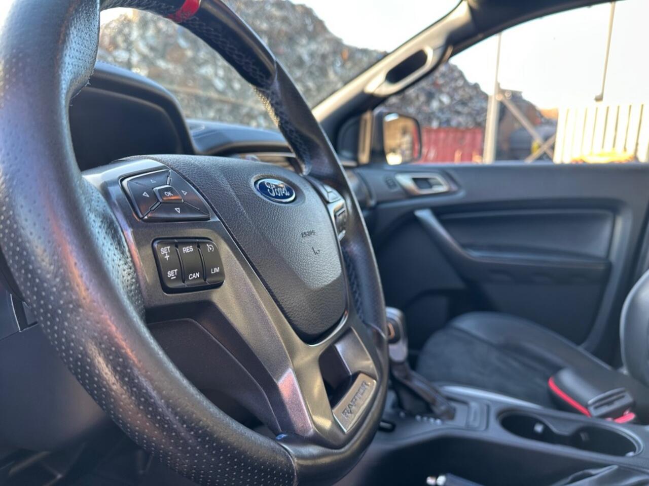 Ford RANGER 2.0 E.B. RAPTOR l NAVI l ROLLERTOP l TREKHAAK l AUT. l CLIMA l