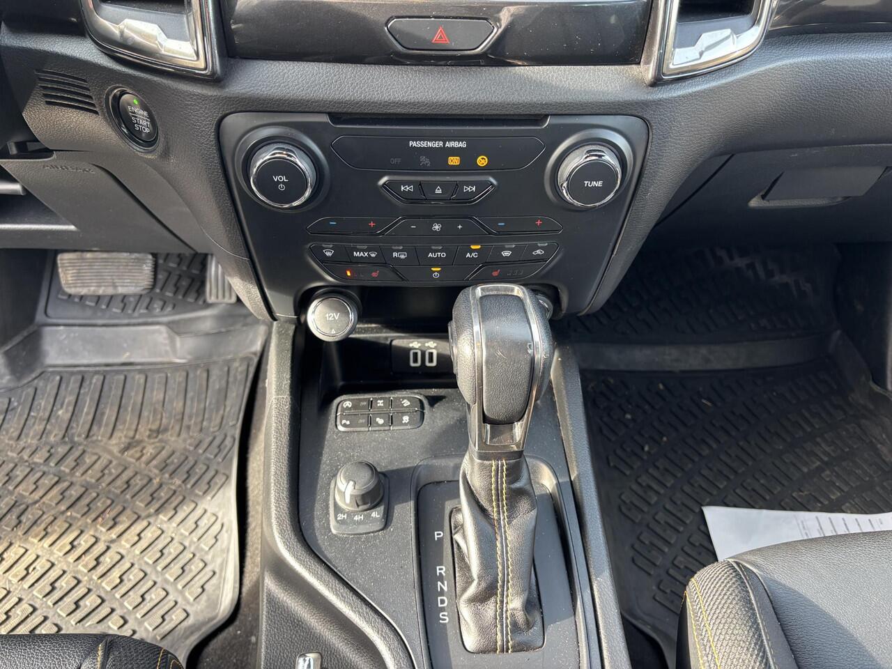 Ford RANGER 2.0 EcoBlue Wildtrak Dubbele Cabine | SCI |214pk Automaat | Adaptieve Cruise | Stoelverwarming | Trekhaak | 3.500kg Trekgewicht