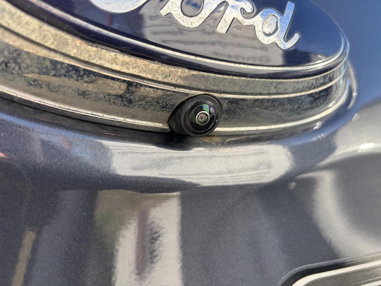 Ford RANGER 2.0 EcoBlue XLT Super Cab | SCI | 170pk | Automaat | Trekhaak | Hardtop Laadruimte | Achteruitrijcamera | 3.500kg Trekgewicht | Stoelverwarming | Dealer onderhouden