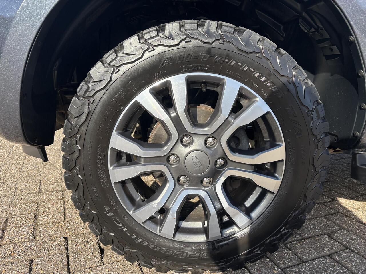 Ford RANGER 2.0 EcoBlue XLT Super Cab | SCI | 170pk | Automaat | Trekhaak | Hardtop Laadruimte | Achteruitrijcamera | 3.500kg Trekgewicht | Stoelverwarming | Dealer onderhouden