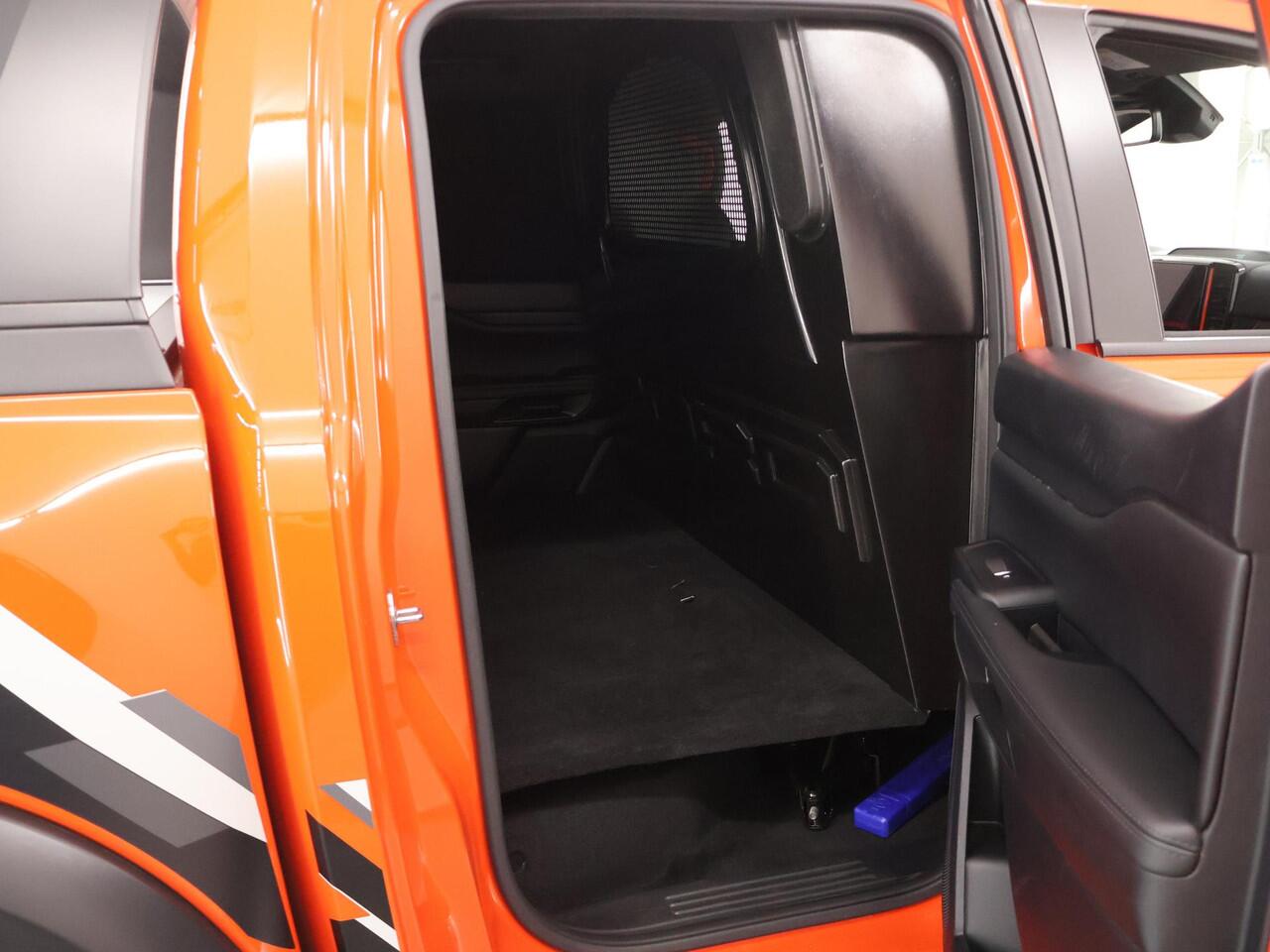 Ford RANGER 3.0 DOUBLE CAB | ECOBOOST | RAPTOR | LEDEREN BEKLKEDING | 360° CAMERA | TREKHAAK | ADAPTIVE CRUISE CONTROL | APPLE CARPLAY | LED KOPLAMPEN | R MODUS |