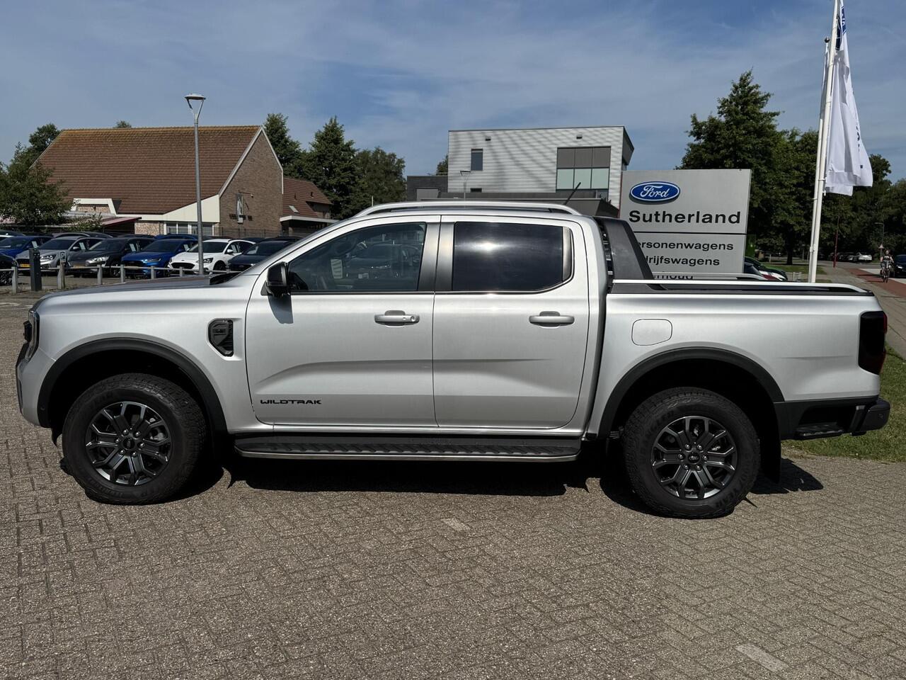 Ford RANGER 3.0 V6 Wildtrak Double Cab EcoBlue | SCI |241pk!! | 2-zits| BPM vrij | Rollertop | Trekhaak | Technology Pack | Uniek in Nederland | Verlengde fabrieksgarantie tot 03-2028