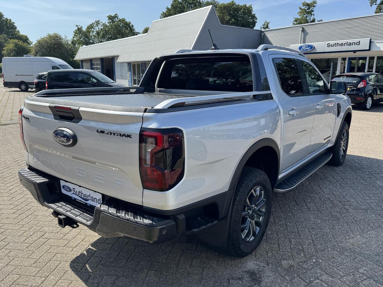 Ford RANGER 3.0 V6 Wildtrak Double Cab EcoBlue | SCI |241pk!! | 2-zits| BPM vrij | Rollertop | Trekhaak | Technology Pack | Uniek in Nederland | Verlengde fabrieksgarantie tot 03-2028