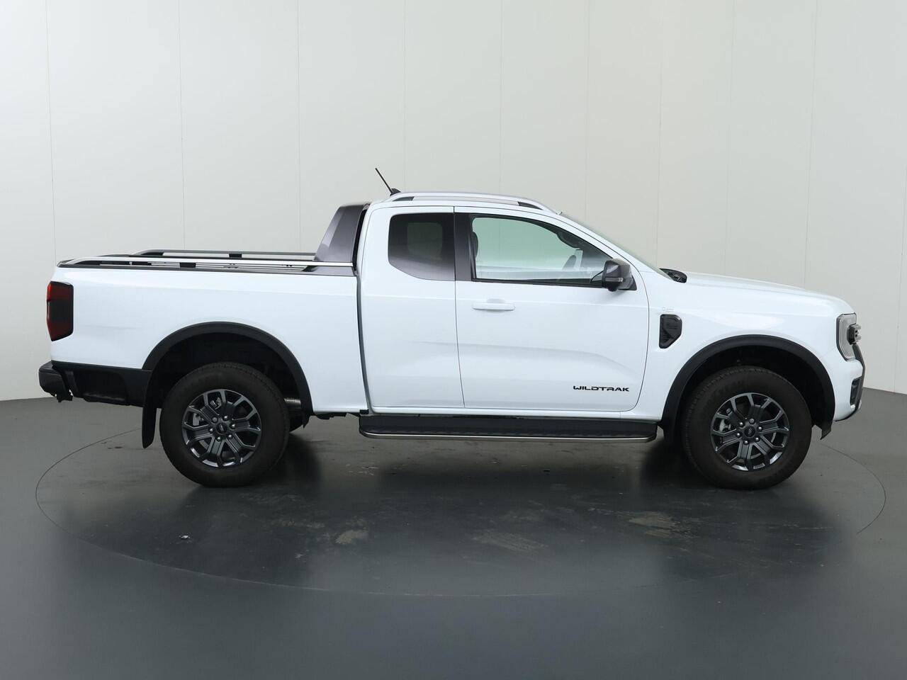 Ford RANGER 2.0 SUPER CAB ECOBLUE | WILDTRAK | AUT. | 204 PK | ADAPTIVE CRUISE CONTROL | 2-ZITS | 360 GRADEN CAMERA | CLIMATE CONTROL | APPLE CARPLAY / ANDROID AUTO | STOEL / STUURVERWARMING | 3500 KG TREKHAAK | BLIND SPOT | LANE-ASSIST