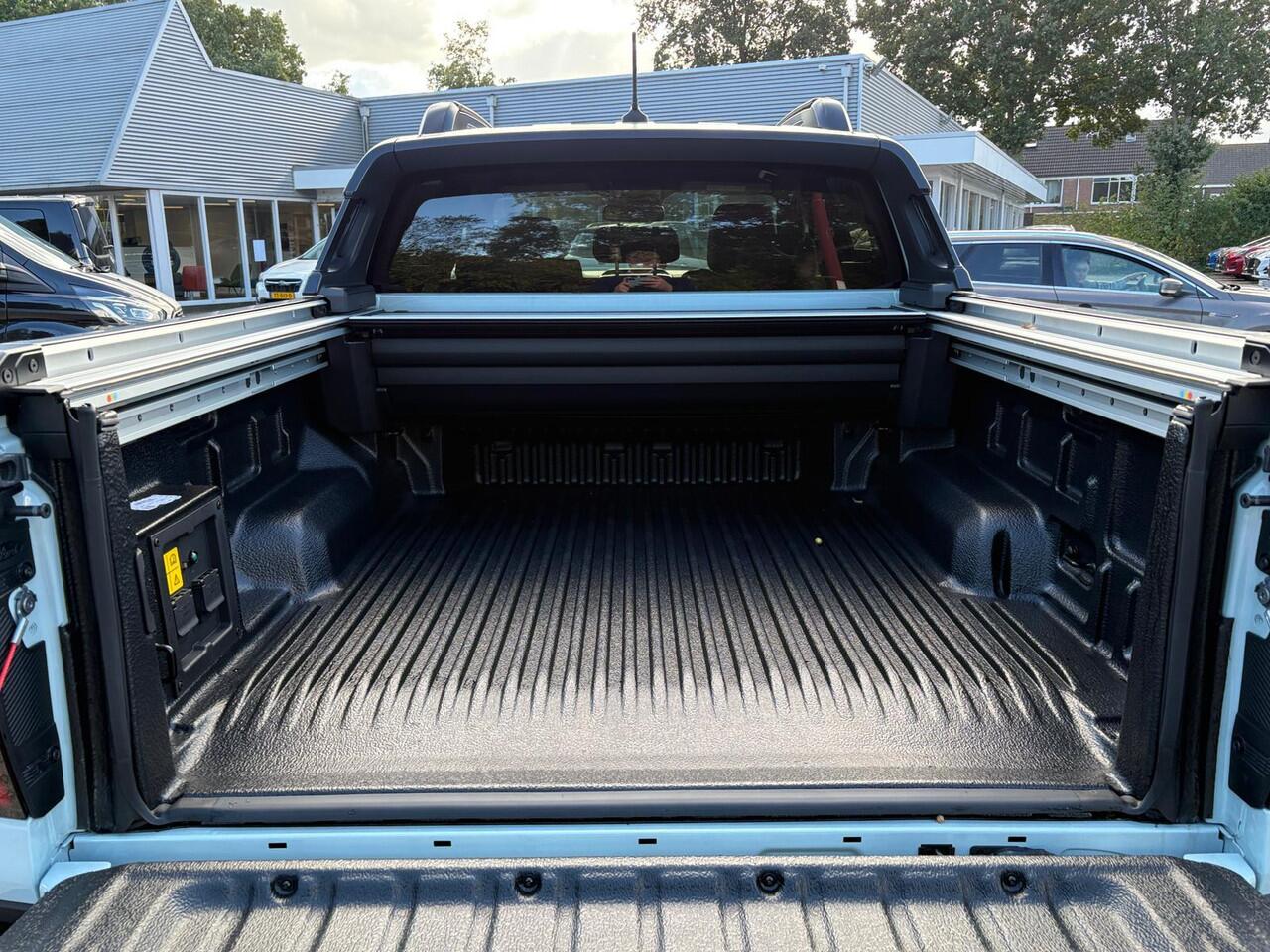 Ford RANGER 2.3 PHEV Stormtrak Double Cab 281pk | 5 persoons! | Technology Pack Plus Trailer | Cargo Area Pack | Power Rollertop | Prijs excl. BTW incl. BPM | laadkabel mode 3 16A