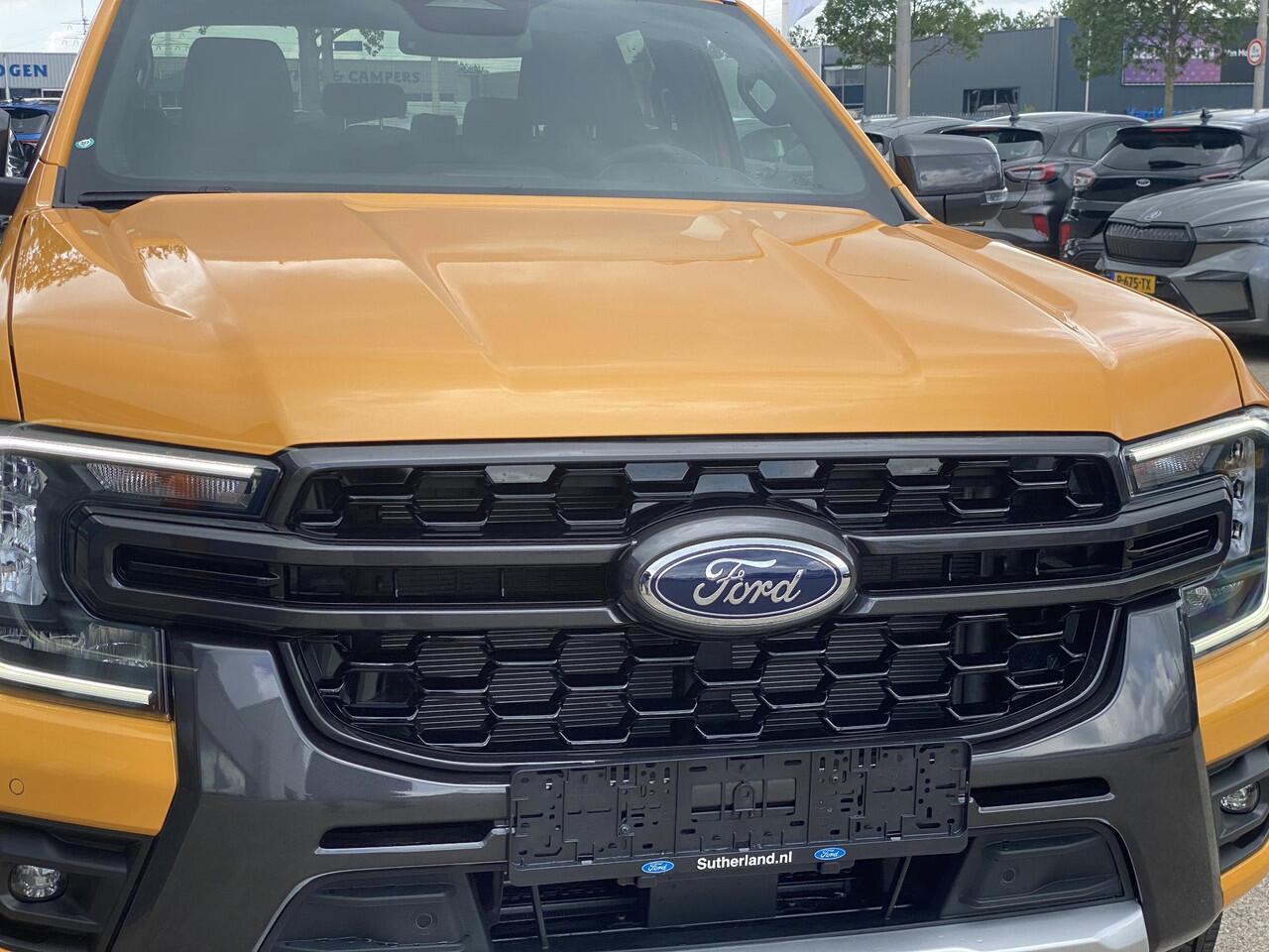 Ford RANGER 2.3 PHEV Wildtrak Double Cab 281pk | 0,99% Renteactie | SCI | 5 persoons! | Technology Pack Plus Trailer | Cargo Area Pack | Power Rollertop | Prijs excl. BTW incl. BPM | laadkabel mode 3 16A | Rijklaar