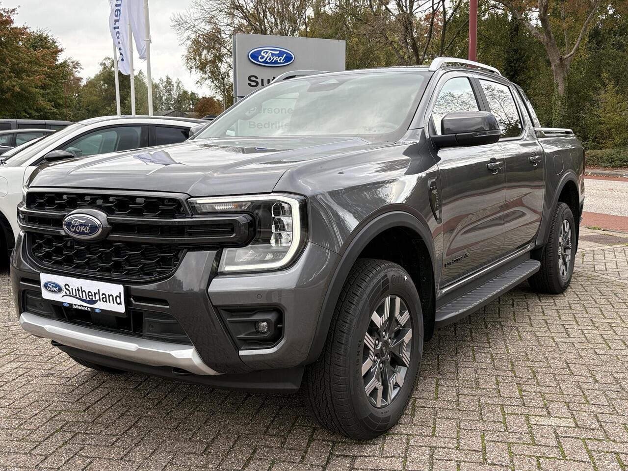 Ford RANGER 2.3 PHEV Wildtrak Double Cab |281pk | 5 persoons! | Technology Pack Plus Trailer | Cargo Area Pack | Power Rollertop | Prijs excl. BTW incl. BPM | laadkabel mode 3 16A