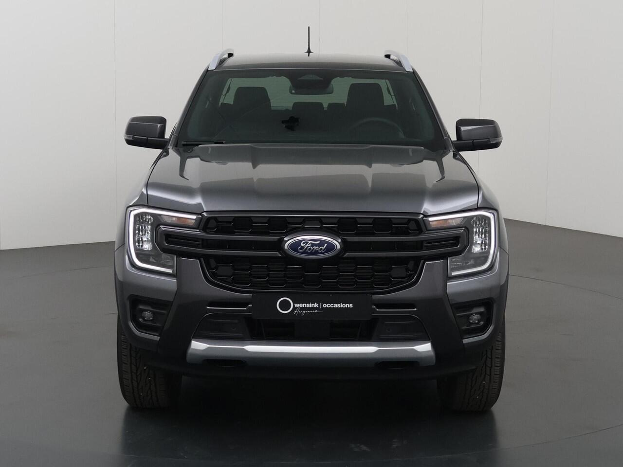Ford RANGER WILDTRAK | DOUBLE CAB | 2.5 PHEV | HYBRID | 279 PK | 5-ZITS | 360 CAMERA | 3500 KG TREKHAAK AFNEEMBAAR | ADAPTIVE CRUISE | BLIND-SPOT | STOELVERWARMING | LEDER | LED | PLUG IN HYBRIDE | METALLIC