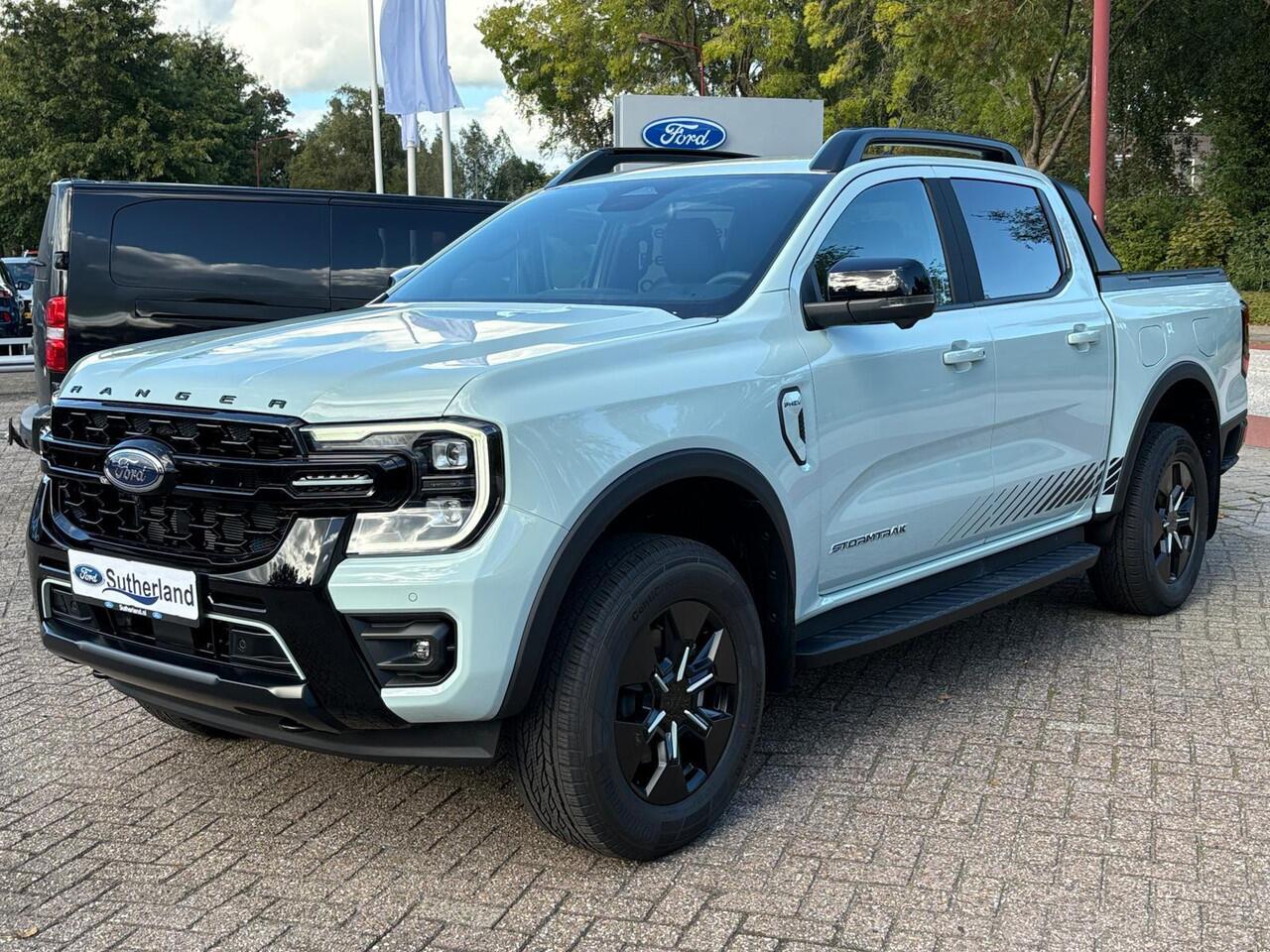 Ford RANGER 2.3 PHEV Stormtrak Double Cab 281pk | 5 persoons! | Technology Pack Plus Trailer | Cargo Area Management System | Power Rollertop | MY 2026 | Prijs excl. BTW incl. BPM | laadkabel mode 3 16A