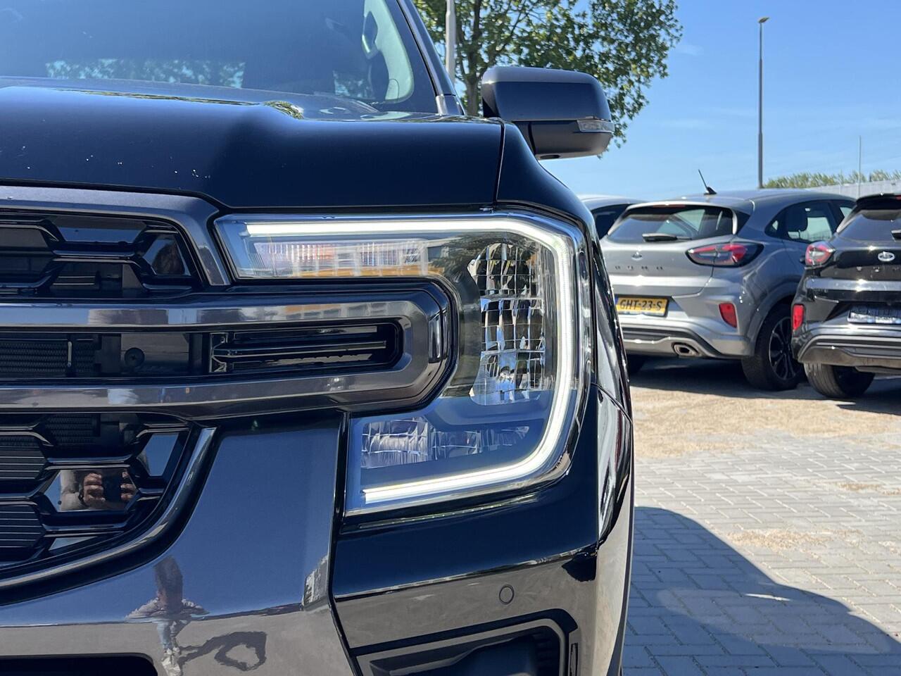 Ford RANGER 2.3 PHEV Wildtrak Double Cab | SCI | 281pk | 5 persoons! | Technology Pack Plus Trailer | Cargo Area Pack | Power Rollertop | Prijs excl. BTW incl. BPM | laadkabel mode 3 16A